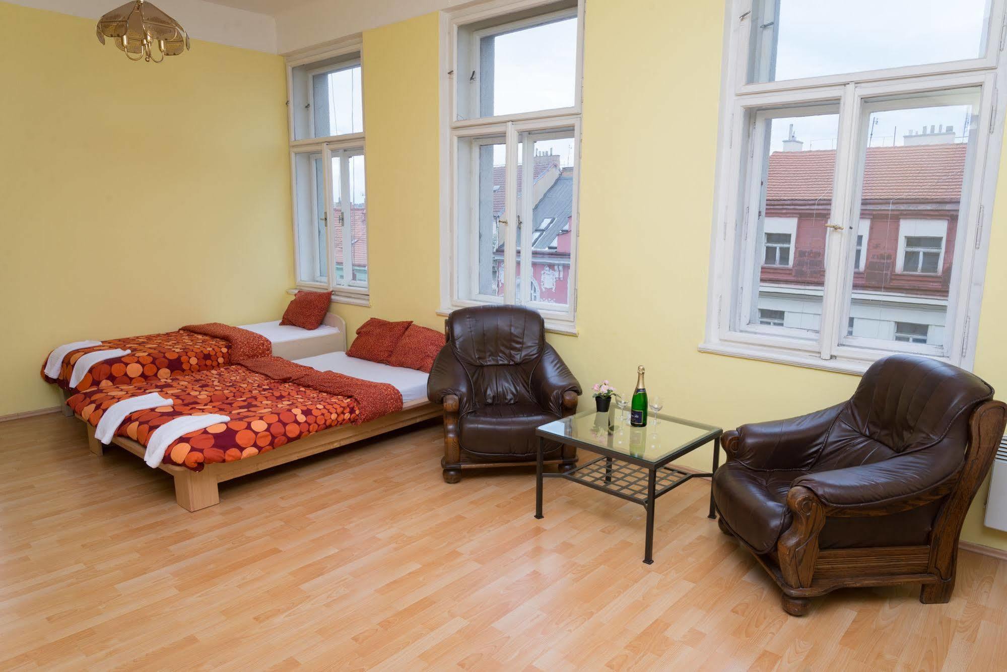 Club Hotel Praha ภายนอก รูปภาพ